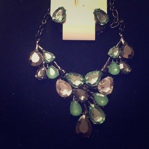 Earring and Statement Necklace set NWT